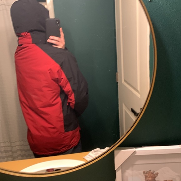 Northface HyVent winter jacket! Size Large! - Picture 7 of 16
